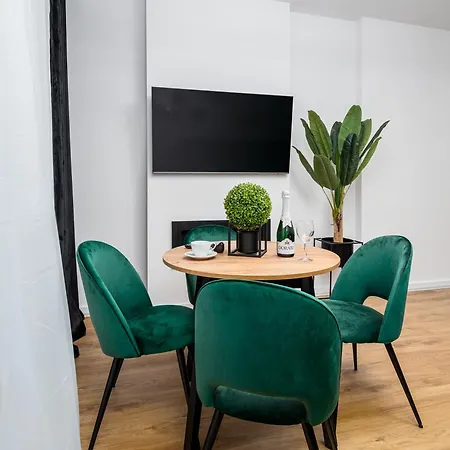 Apartament 24h Kasprzaka *